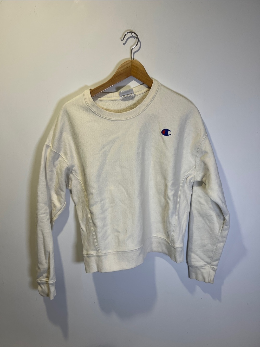 Champion Cream/Off-White Crewneck Sweatshirt Women size M